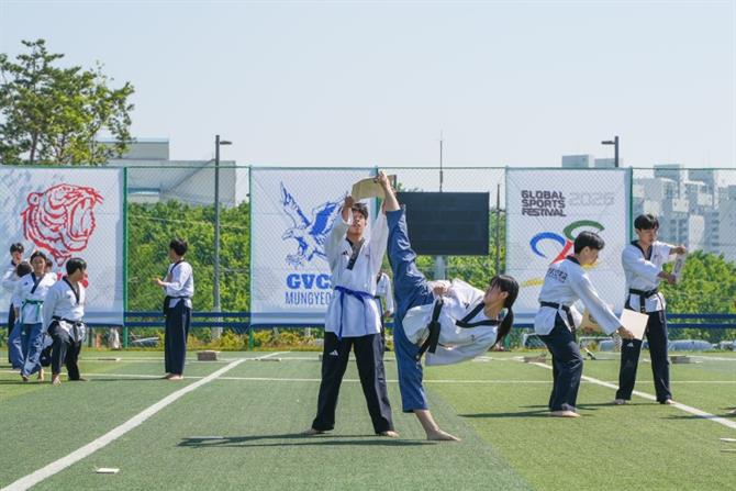08.jpg